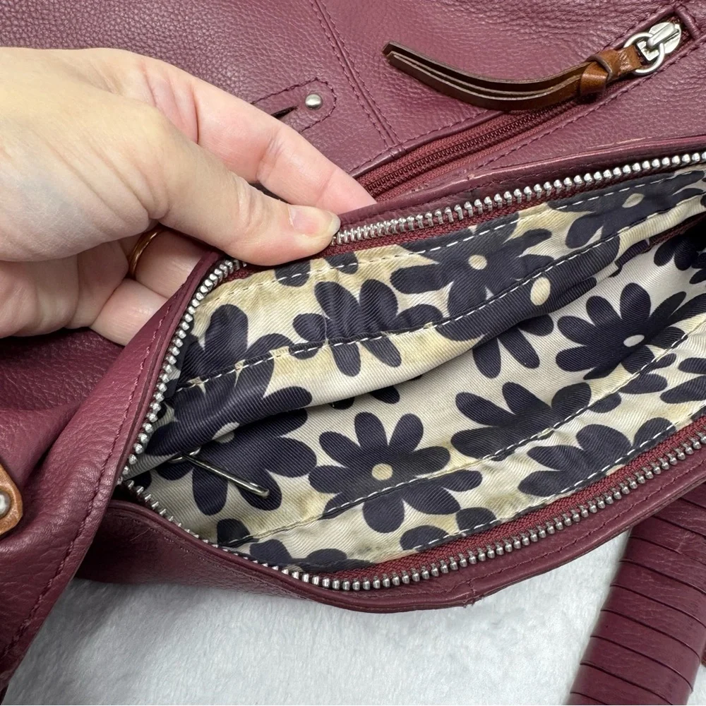 Nino Bossi Burgundy‎ Leather Hobo Shoulder Bag Braided Strap zip Closure